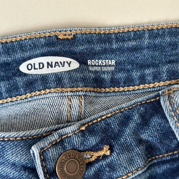 Old navy Petite 6 women’s rockstar skinny distressed jeans 6P - Picture 4 of 9